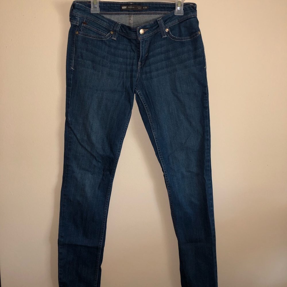 Levi’s jeans
